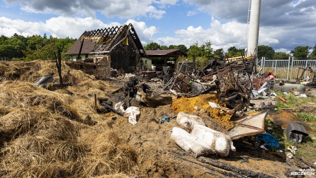 Rzędziny po pożarze. Pogorzelcy potrzebują wsparcia [WIDEO, ZDJĘCIA]