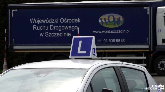 Jeden z wysokich urzędników instytucji nadzorowanej przez Samorząd Województwa Zachodniopomorskiego został zatrzymany za prowadzenie auta po spożyciu alkoholu.