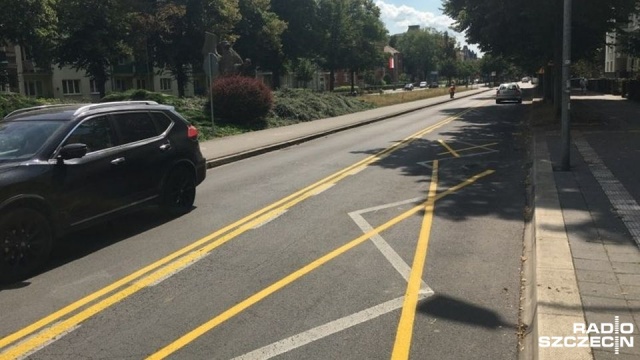Uwaga kierowcy - zmiana organizacji ruchu w alei Jana Pawła II w Szczecinie. Wyłączony został odcinek od pl. Grunwaldzkiego aż do Urzędu Miasta.