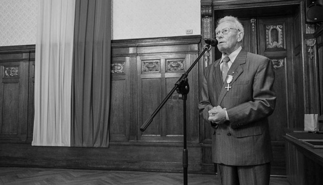 Edmund Bilicki był działaczem opozycyjnym Solidarności, współzałożycielem i wieloletnim prezesem Szczecińskiego Klubu Katolików. Miał 92 lata.