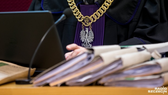 Prawdopodobnie jeszcze w tym roku do sądu trafią kolejne akty oskarżenia - mówi prokurator Witold Grdeń z Prokuratury Krajowej w Szczecinie. W środę przed sądem odbył się kolejny proces w sprawie afery melioracyjnej.