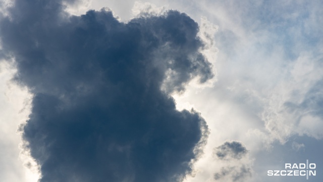 Instytut Meteorologii i Gospodarki Wodnej wydał ostrzeżenia pierwszego stopnia przed burzami i silnym wiatrem dla naszego regionu oraz dla kilku województw północnej, wschodniej i centralnej Polski.