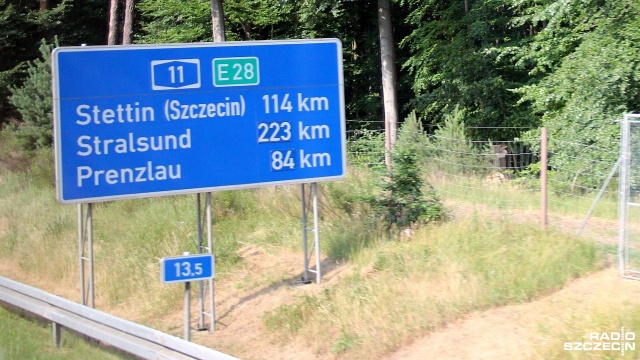 Uwaga podróżujący między Berlinem a Kołbaskowem autostradą A11 w stronę Szczecina. Z powodu remontu zamknięty jest przejazd na odcinku Kreuz Uckermark - Schmlln.