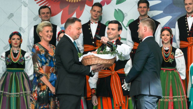 Prezydent Andrzej Duda zapewnił rolników, że oceniając nowelizację ustawy o ochronie zwierząt weźmie pod uwagę ich interesy.