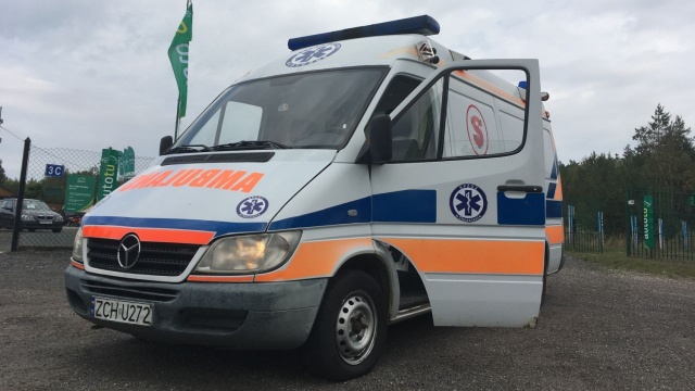 Samochód z którego korzystają ratownicy z Gryfina potrzebuje naprawy. Gryfinianie chcą również wyposażyć auto w narzędzia poszukiwawcze i medyczne.