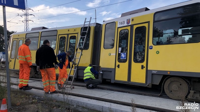 Po porannym wykolejeniu na węźle Łękno tramwajowe jedynki i dziewiątki wróciły na swoje trasy.
