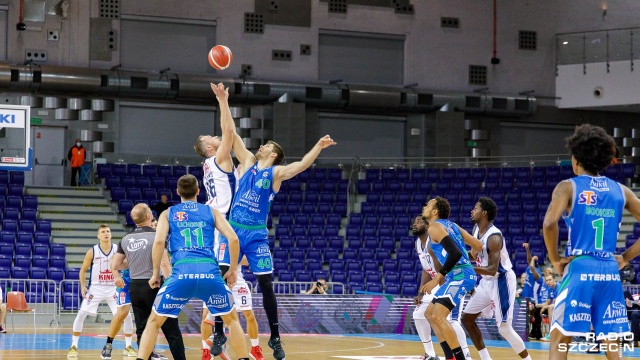 Dobra passa koszykarzy Kinga Szczecin trwa. Pokonali w hali Netto Arena utytułowany Anwil Włocławek 80:71.