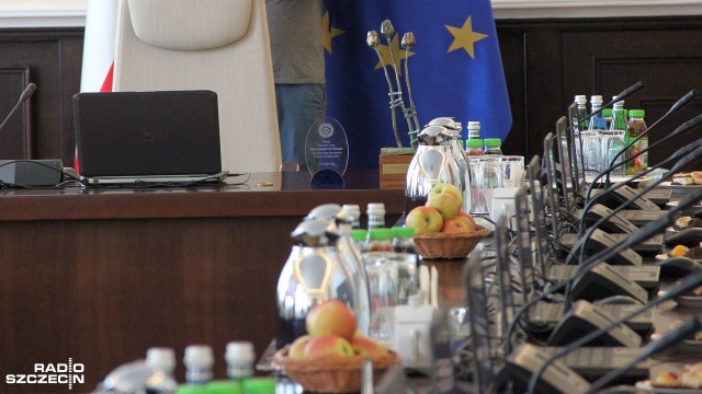 Praca nowych ministerstw wymaga zmiany obowiązującej ustawy o działach administracji rządowej - powiedział wicerzecznik PiS Radosław Fogiel.