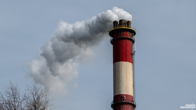 Europosłowi Prawa i Sprawiedliwości skrytykowali żądanie Parlamentu Europejskiego dotyczące podwyższenia redukcji emisji CO2 w 2030 roku z obecnych 40 do 60 procent.