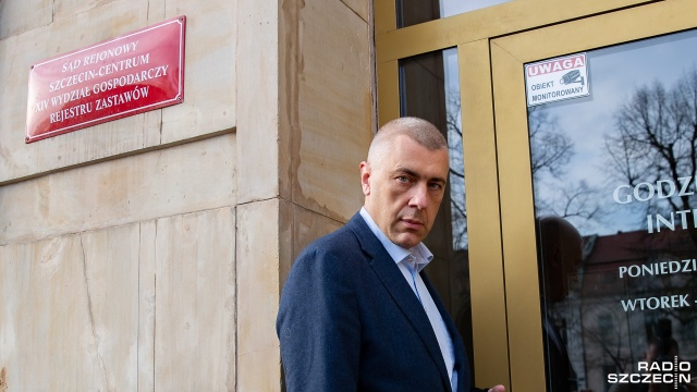 Ryszardowi K. i Romanowi Giertychowi przedstawiono zarzuty dotyczące przywłaszczenia i wyprowadzenia w latach 2010-2014 ze spółki deweloperskiej kwoty około 92 mln zł - poinformowała poznańska prokuratura.