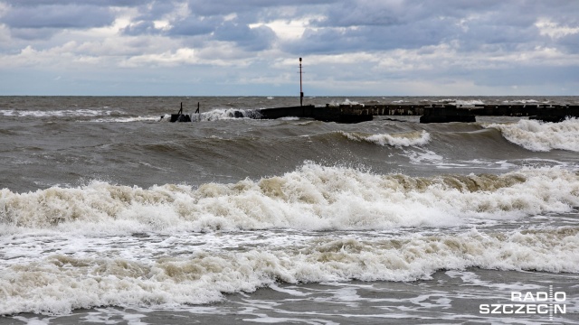 Instytut Meteorologii i Gospodarki Wodnej wydał ostrzeżenie pierwszego stopnia przed silnym wiatrem w nadmorskich powiatach województwa zachodniopomorskiego.