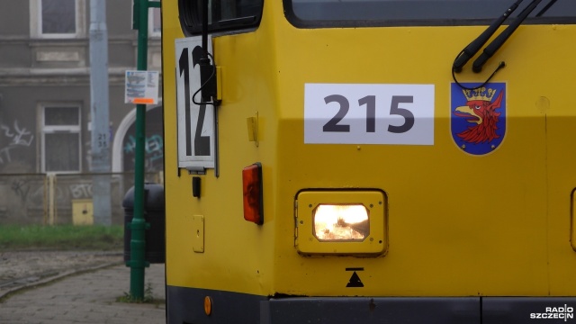 Wożą tysiące ludzi do pracy, szkoły czy na spotkania towarzyskie. W środę obchodzą swoje święto - to motorniczowie.