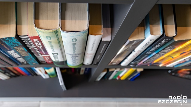 Książka do domu - to akcja Biblioteki Klubu 5. Pułku Inżynieryjnego przy ulicy Skalistej w Szczecinie.
