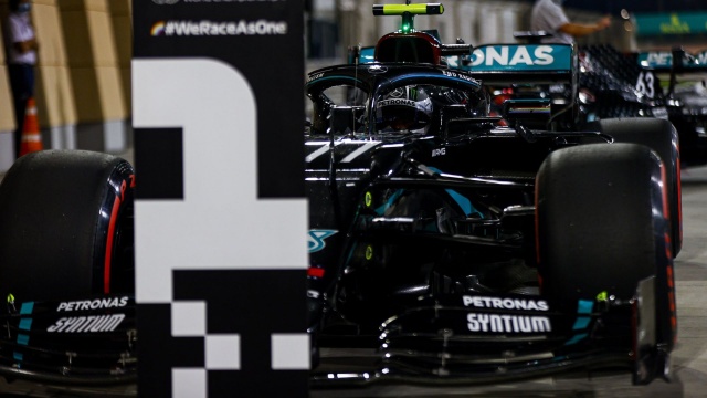 Fin Valtteri Bottas był najszybszy w kwalifikacjach Grand Prix Sakhiru - szesnastej rundzie mistrzostw świata Formuły 1.