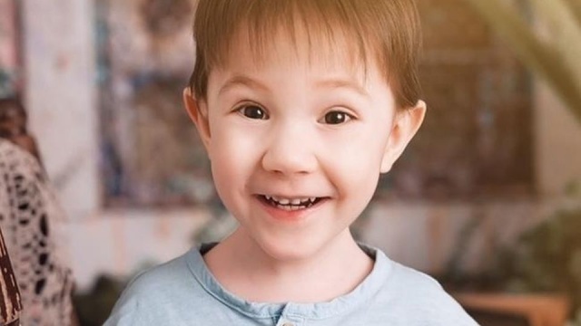 Nieuleczalnie chory 3-letni Ryś ze Szczecina potrzebuje wsparcia. To jeden z zaledwie trójki cierpiących na chorobę Andersen dzieci w kraju.