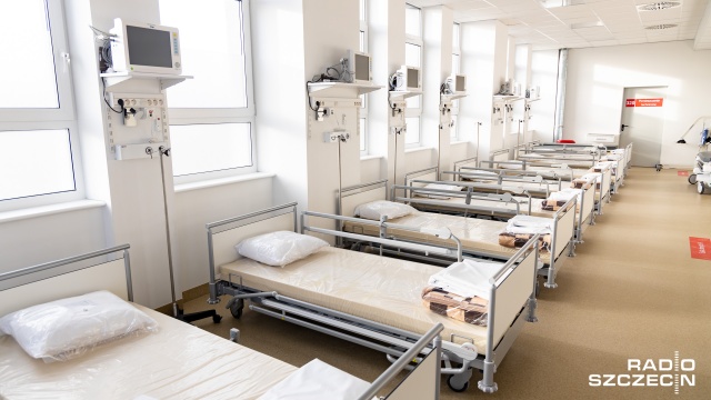 Szpital tymczasowy na Pomorzanach rozpoczyna przyjmowanie pacjentów [WIDEO, ZDJĘCIA]