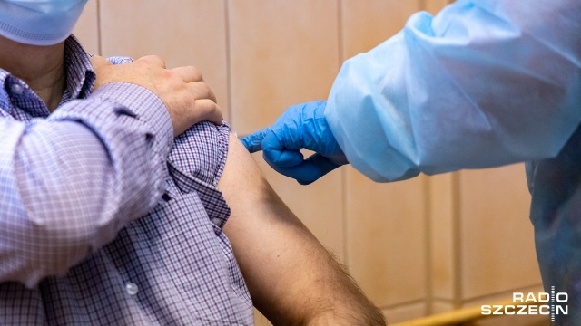Następne dawki szczepionki w szpitalu na Pomorzanach. Większość personelu chce się zaszczepić