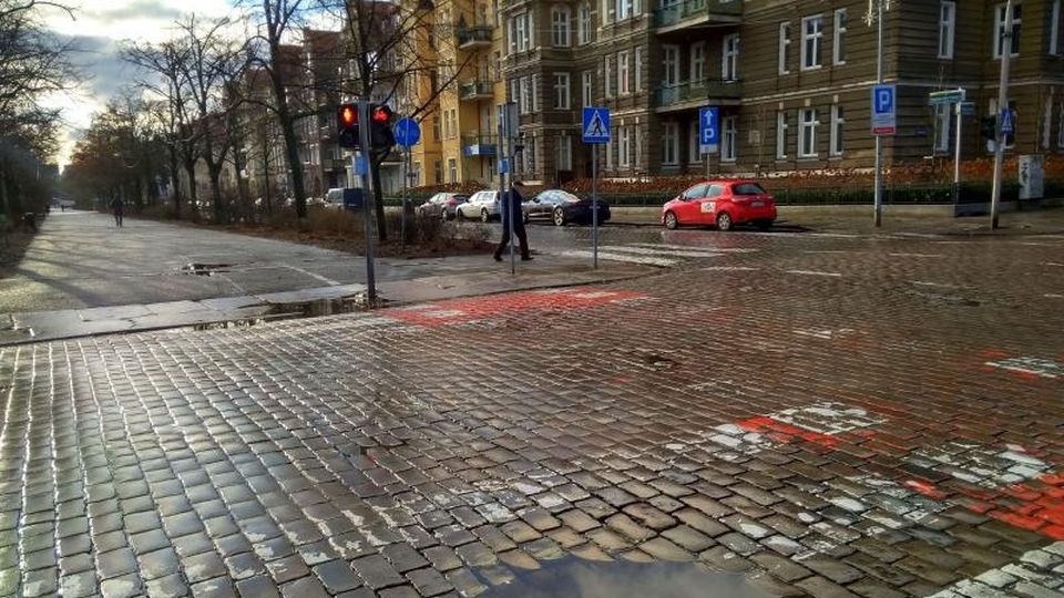 Zarządu Dróg i Transportu Miejskiego w Szczecinie szuka chętnych do przebudowy jednej z najbardziej reprezentacyjnych ulic w mieście. źródło: https://wiadomosci.szczecin.eu/