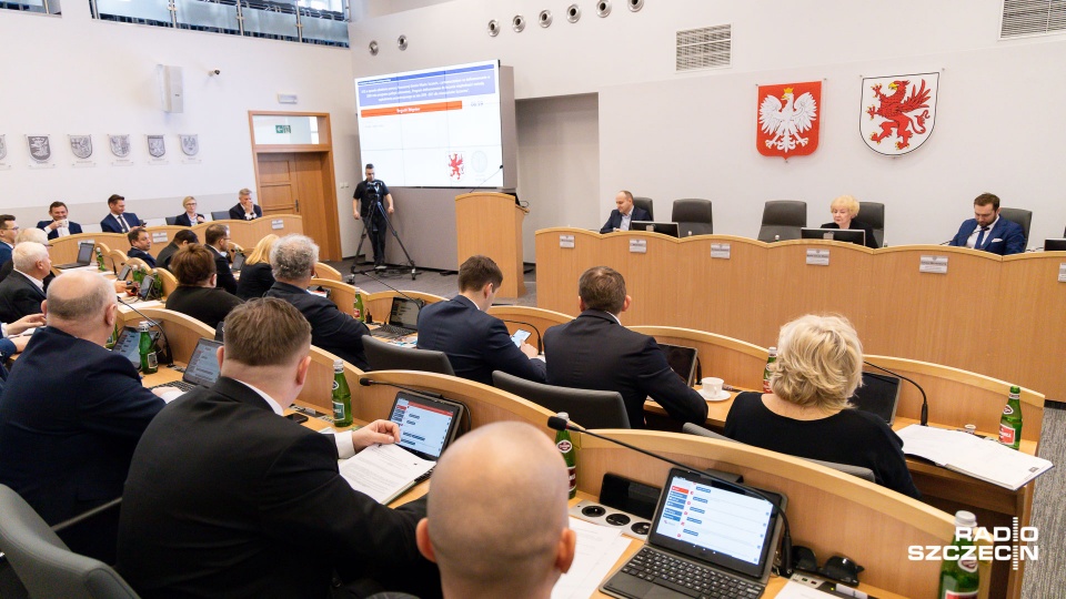 Sesja Sejmiku Województwa Zachodniopomorskiego odbyła się w ekspresowym tempie. Fot. Robert Stachnik [Radio Szczecin]
