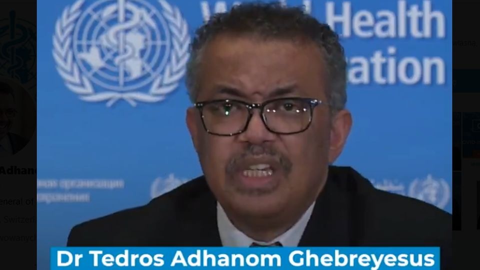 Tedros Adhanom Ghebreyesus apelował, aby bez potrzeby nie wychodzić z domów. źródło: https://twitter.com/DrTedros