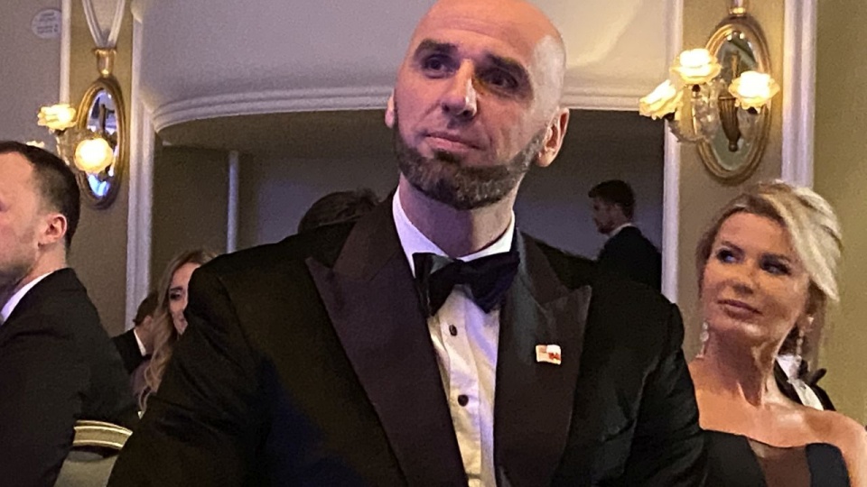 Gortat podkreśla, że ze względu na nakaz pozostania w domu święta spędza bardzo skromnie. Fot. Jan Pachlowski [Radio Szczecin]