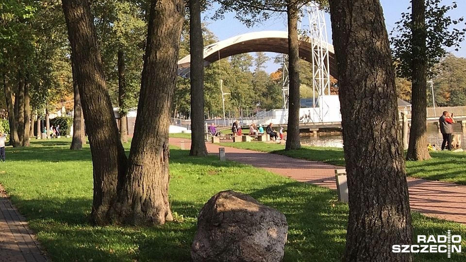 W poniedziałek po konsultacjach z członkami sztabu kryzysowego zapadła decyzja o udostępnieniu promenady, a także mola dla turystów i mieszkańców. Fot. Sławomir Orlik [Radio Szczecin/Archiwum]