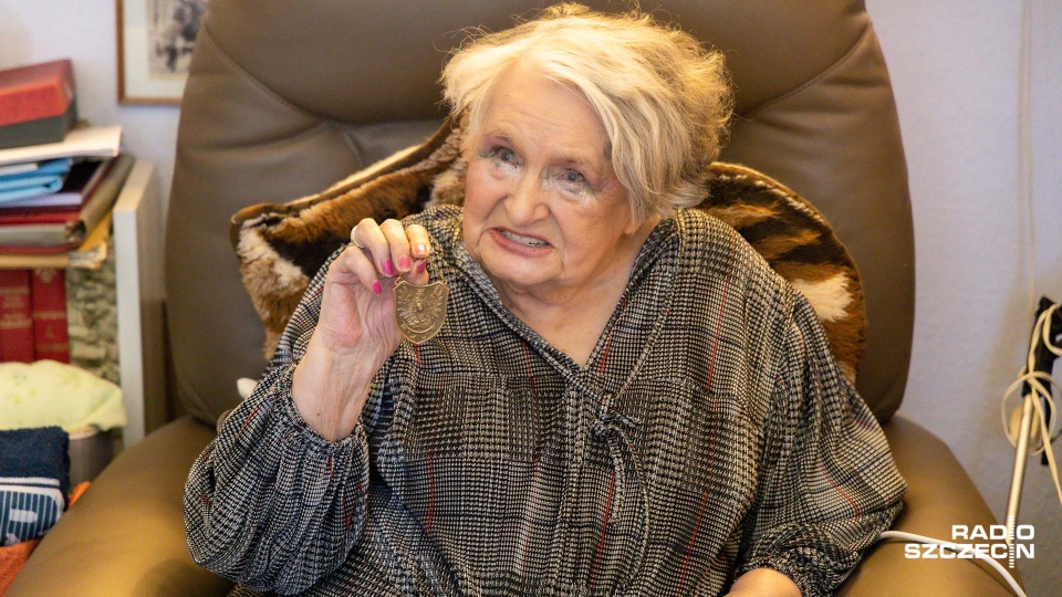We wtorek "Sarenka" przekazała Andrzejowi Dudzie ryngraf z orłem w koronie i Matką Boską Ostrobramską. Fot. Robert Stachnik [Radio Szczecin]