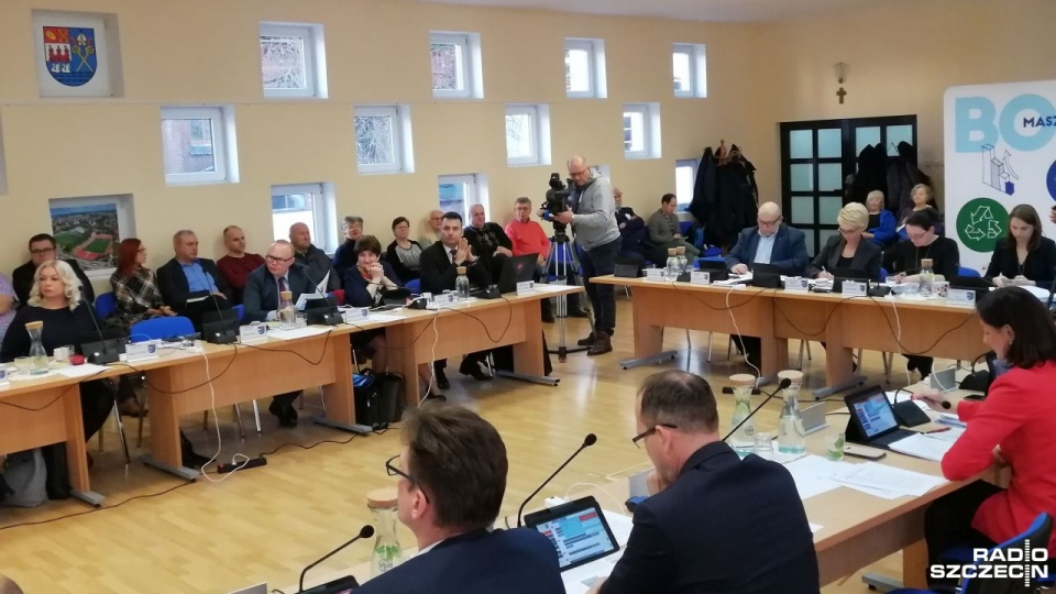 Zgodnie z decyzją radnych przedsiębiorcy mogli otrzymać odroczenie płatności podatku od nieruchomości aż do końca października 2021 roku. Fot. Przemysław Polanin [Radio Szczecin]