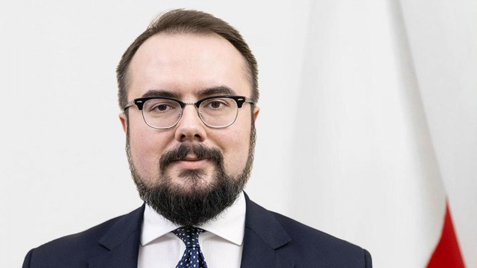 Paweł Jabłoński. źródło: https://www.gov.pl/web/dyplomacja/pawel-jablonski.