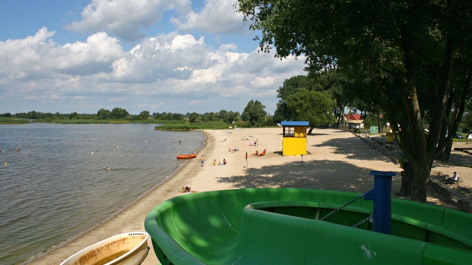 Plaża w Lubczynie. źródło: wikipedia.org/wiki/Lubczyna_(wojew%C3%B3dztwo_zachodniopomorskie).