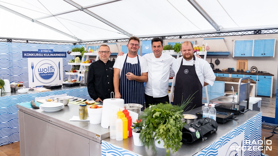 Na szczecińskiej Łasztowni w samo południe wystartuje drugi dzień imprezy "Wolin z rybą na talerzu". Fot. Robert Stachnik [Radio Szczecin]