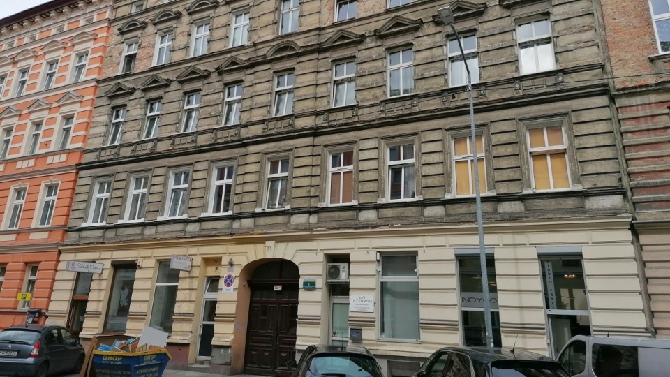 Nową elewacją zyska budynek przy ul. Łokietka 3. Fot. UMS