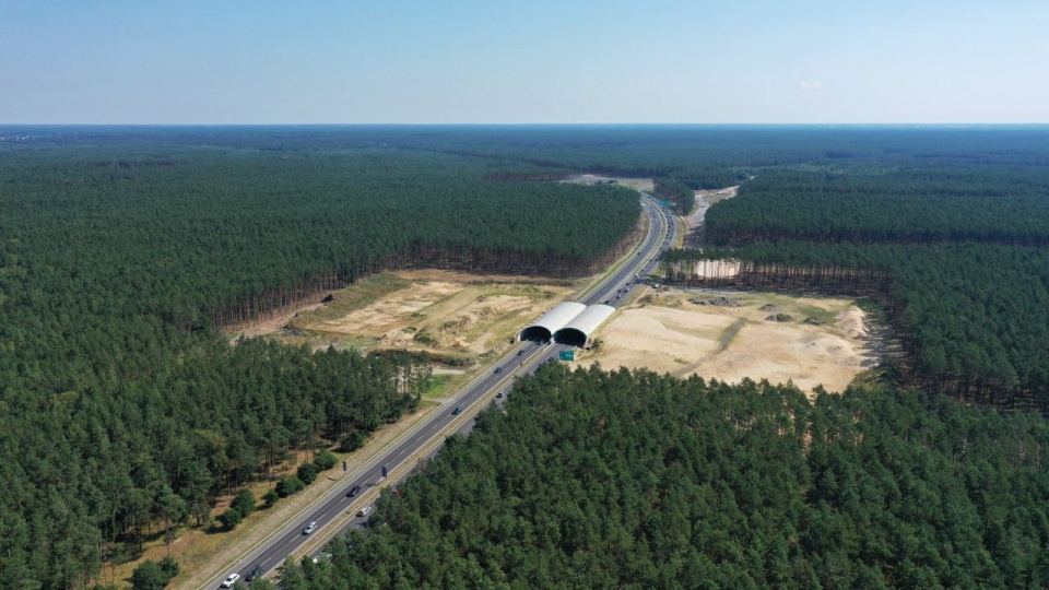 Uwaga podróżujący autostradą A6 między Rzęśnicą a Węzłem Dąbie. Fot. GDDKiA