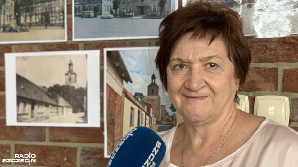 Pani Anna Fira podkreśla, że choć nie jest fotografką, robienie zdjęć sprawiło jej ogromną przyjemność. Fot. Katarzyna Świerczyńska [Radio Szczecin]