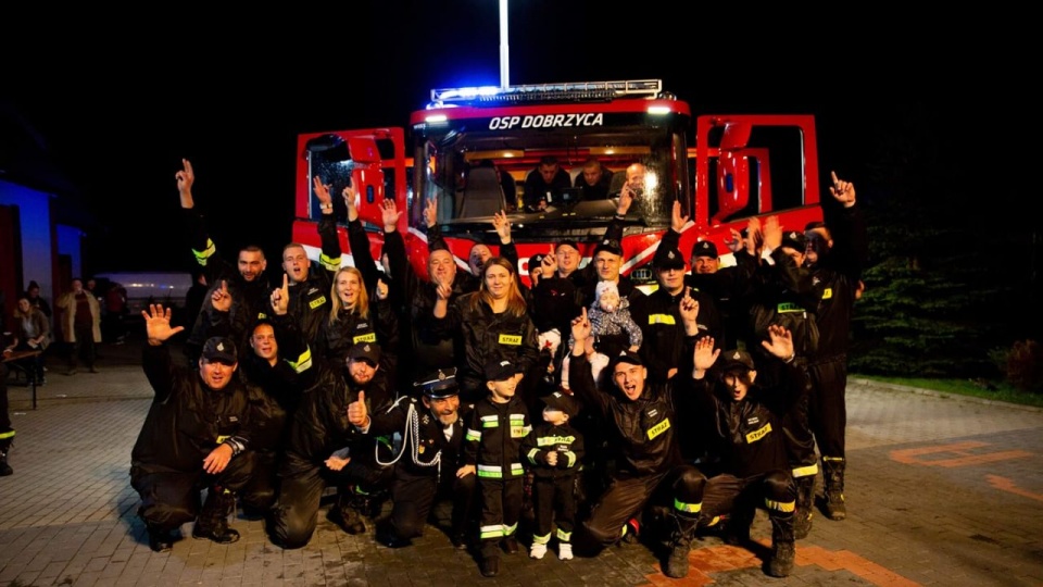 źródło: https://www.facebook.com/Ochotnicza-Stra%C5%BC-Po%C5%BCarna-w-Dobrzycy-293152757475992.