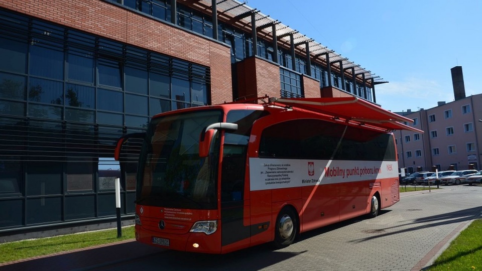 źródło: https://stargard.policja.gov.pl/zst/dzialania-policji/aktualno/36859,Zapraszamy-do-udzialu-w-konkursie-Pomaganie-mamy-we-krwi.html