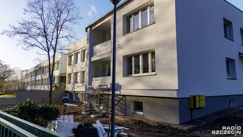 Szkoła Podstawowa nr 1 w Międzyzdrojach przeszła gruntowny remont. Fot. Robert Stachnik [Radio Szczecin]
