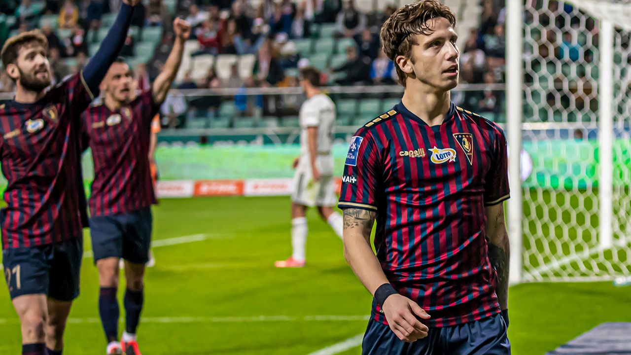 Luka Zahović na dłużej w Pogoni - słoweński piłkarz podpisał nową umowę ze szczecińskim klubem ważną do końca czerwca 2025 roku.