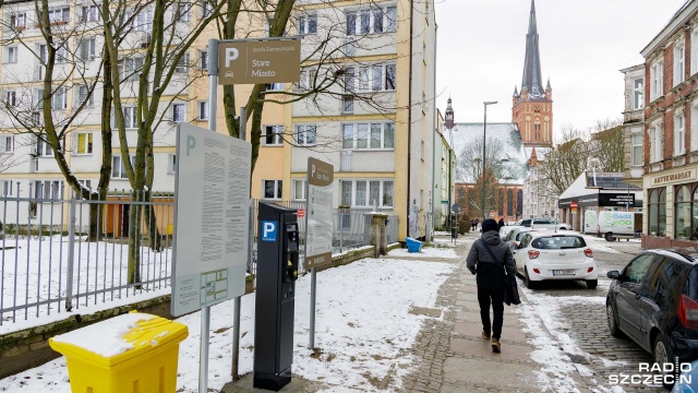 Fot. Robert Stachnik [Radio Szczecin] Droższe parkowanie na Starym Mieście [ZDJĘCIA]