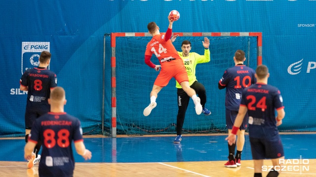 Fot. Robert Stachnik [Radio Szczecin] Piłkarze ręczni Pogoni pokonani przez Górnika Zabrze [ZDJĘCIA]
