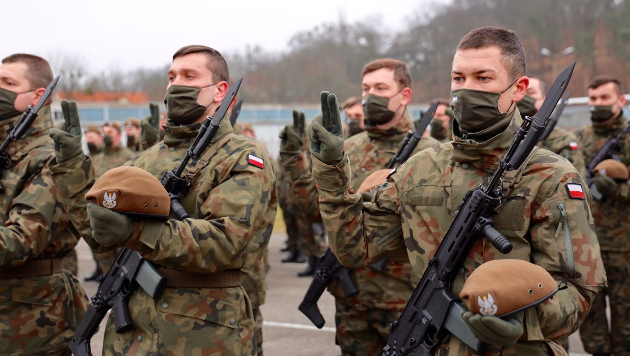 50 osób złoży w niedzielę w Szczecinie uroczystą przysięgę, po której staną się żołnierzami Wojsk Obrony Terytorialnej.