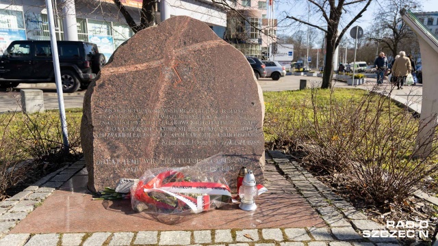 Fot. Robert Stachnik [Radio Szczecin] Szczecinianie uczcili historyczny kongres Polaków w Niemczech [WIDEO, ZDJĘCIA]