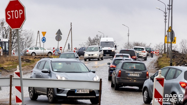 Fot. Robert Stachnik [Radio Szczecin] Drogowy raport z Podjuch. Utrudnienia mniejsze niż na Estakadzie [WIDEO, ZDJĘCIA]