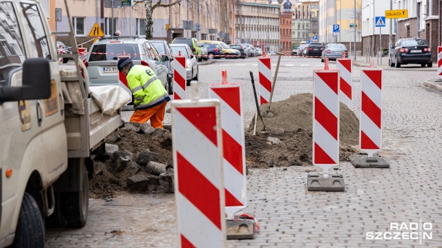 Fot. Robert Stachnik [Radio Szczecin] Remonty i kłopoty kierowców m.in. na Niebuszewie [WIDEO, ZDJĘCIA]