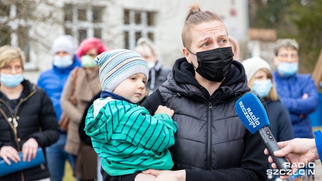 Fot. Robert Stachnik [Radio Szczecin] Chcą zlikwidować szkołę, rodzice nie dają za wygraną [WIDEO, ZDJĘCIA]