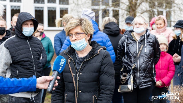 Fot. Robert Stachnik [Radio Szczecin] Chcą zlikwidować szkołę, rodzice nie dają za wygraną [WIDEO, ZDJĘCIA]