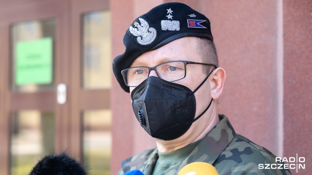 Fot. Robert Stachnik [Radio Szczecin] Ruszyły szczepienia żołnierzy "dwunastki" [WIDEO, ZDJĘCIA]