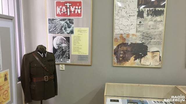 Fot. Grzegorz Gibas [Radio Szczecin] Wystawa katyńska w Klubie Garnizonowym w Szczecinie [ZDJĘCIA]
