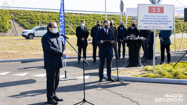 Kolejny, nowy odcinek S3 oficjalnie otwarty. Fot. Robert Stachnik [Radio Szczecin] Kolejny, nowy odcinek S3 oficjalnie otwarty [WIDEO, ZDJĘCIA]