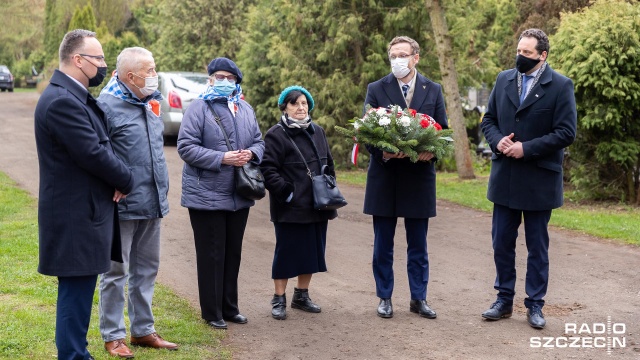 Fot. Robert Stachnik [Radio Szczecin] Hołd więźniarkom z Ravensbrück [ZDJĘCIA]